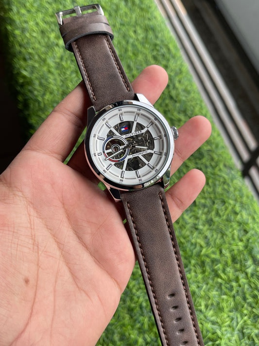 RC Tommy Automatic leather premium watch