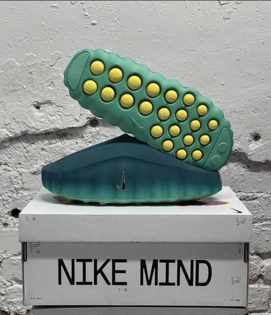 RC Nikee Mind 001 Pregame Mules – Emerald Green