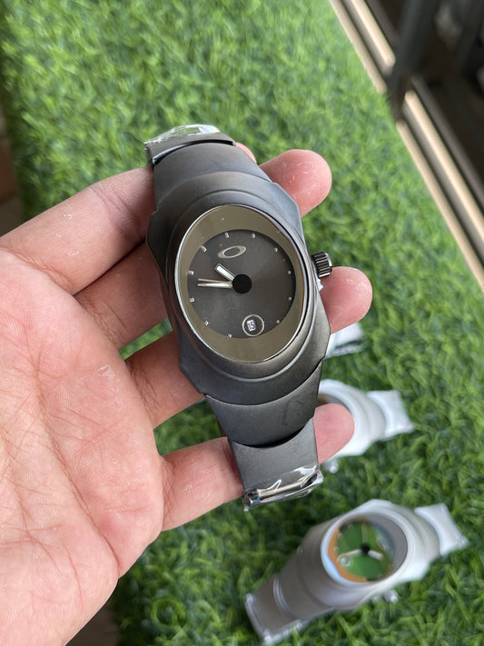 RC Oaakley-Style Black Sport Watch – Minimal Dial