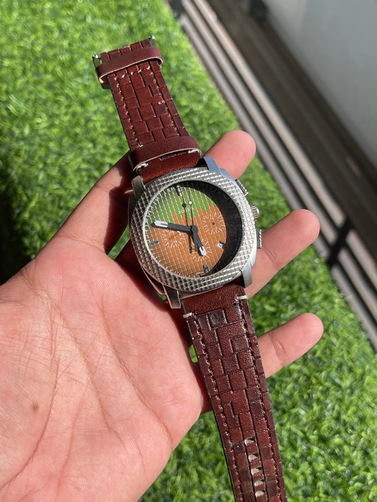 RC Fossiil-Inspired Textured Brown Leather Watch