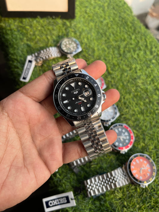 RC X Seiiko 5 GMT Style Quartz Watch with Silver Jubilee Stainless Steel Bracelet