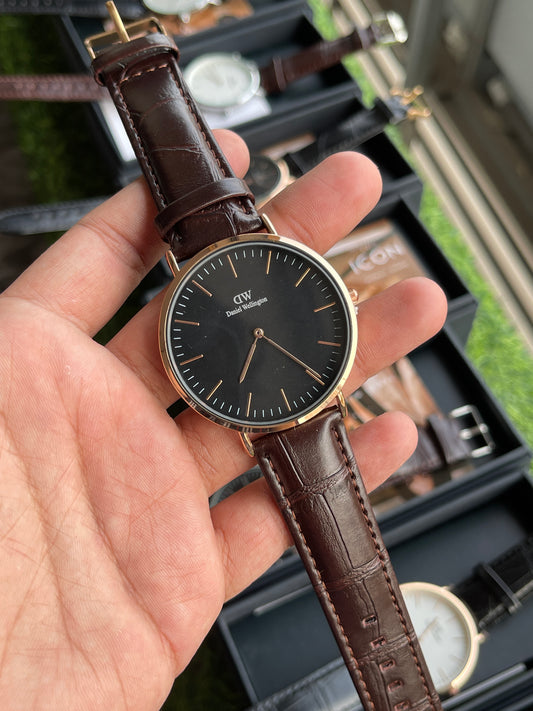 RC Daniiel Welliington | Black Dial × Brown Leather Strap (Rose Gold Case)