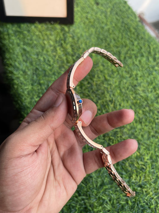 RC X Swarovskii Crystal Bezel Rose Gold Bracelet Watch – Silver Sunburst Dial Edition