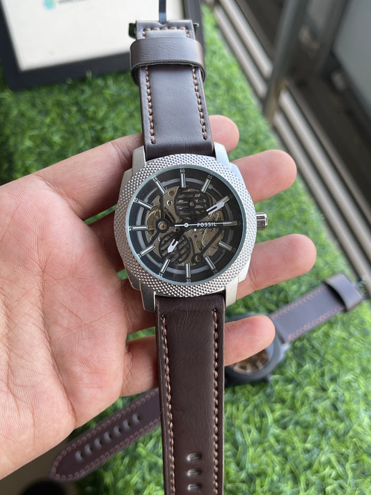 RC Fossiil Skeleton Dial Leather Strap Watch – Silver Edition