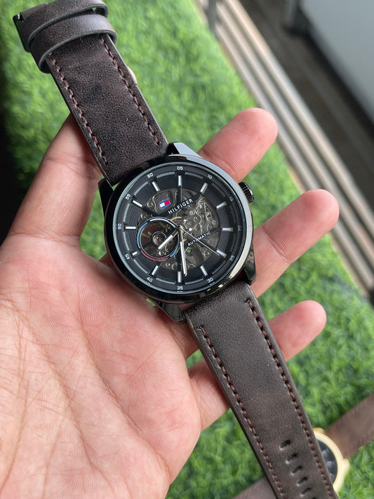 RC Tommy automatic leather premium watch
