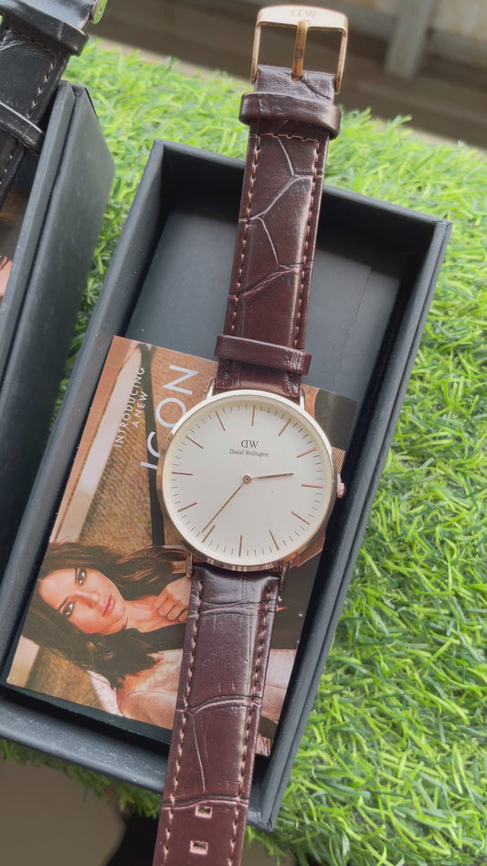 RC Daniiel Welliington | Black Dial × Black Leather Strap (Rose Gold Case)